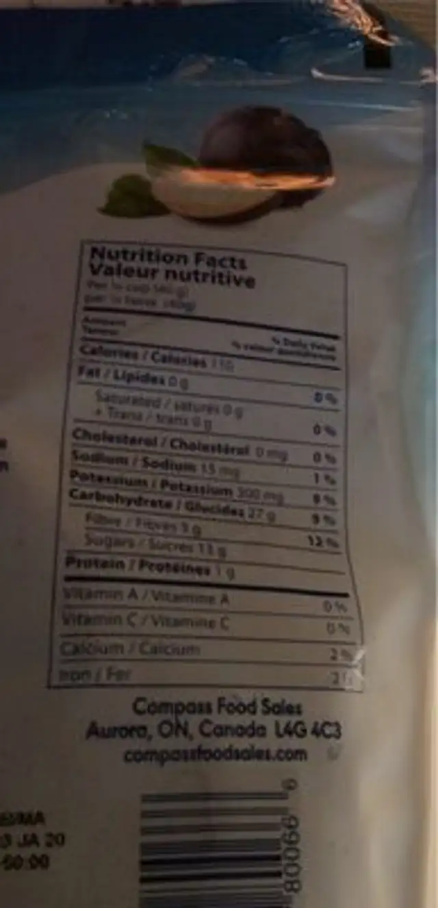 Pruneaux dénoyautés nutrition facts table