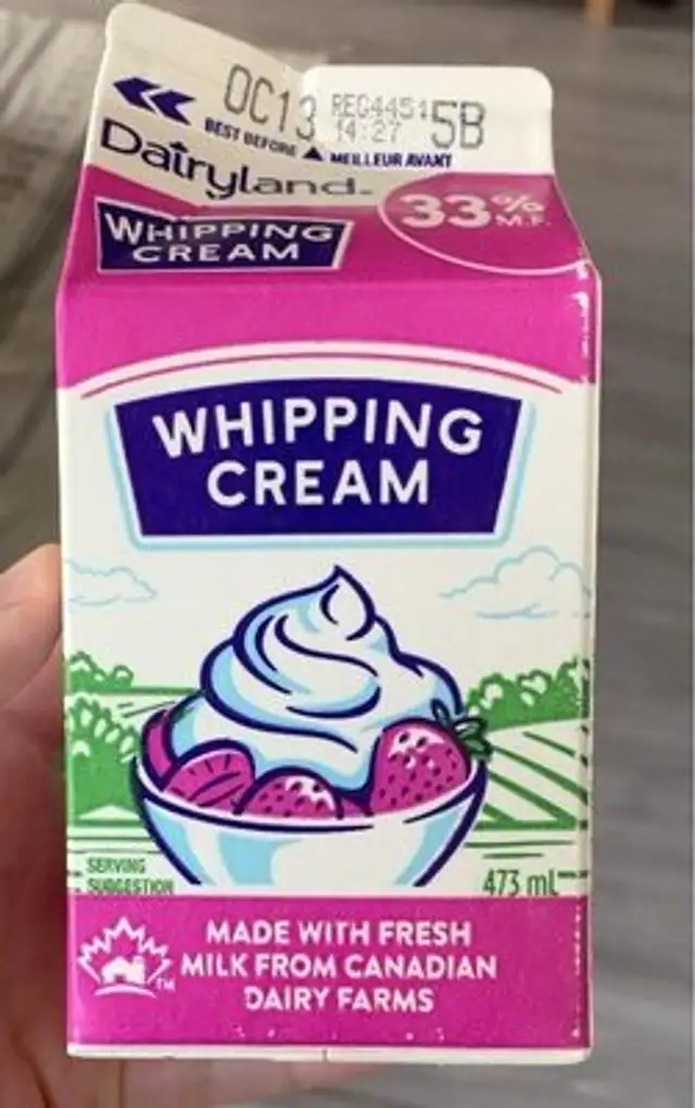 Whipping Cream 33% front packaging