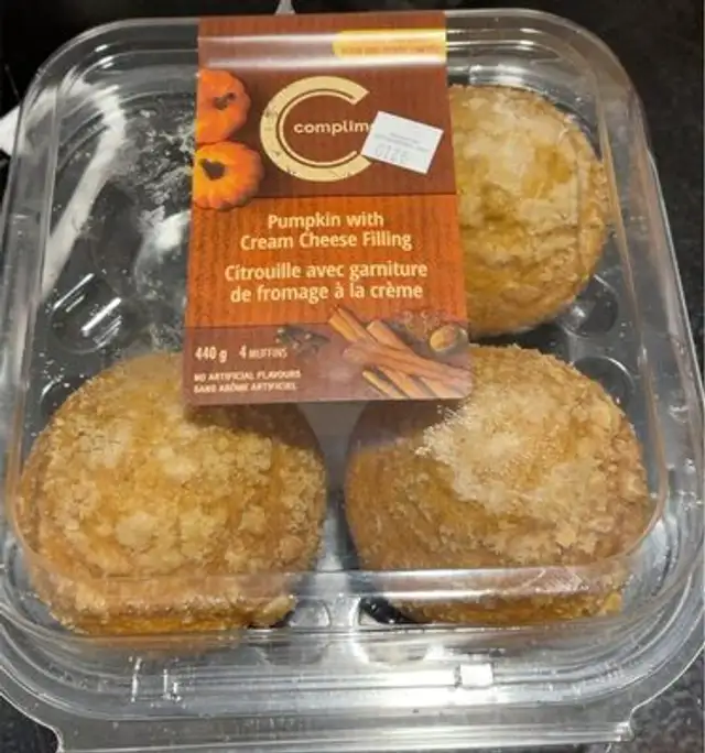 Pumpkin with Cream Cheese Filling Muffin