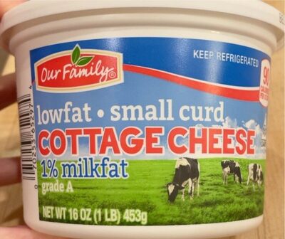 Small curd cottage cheese front packaging