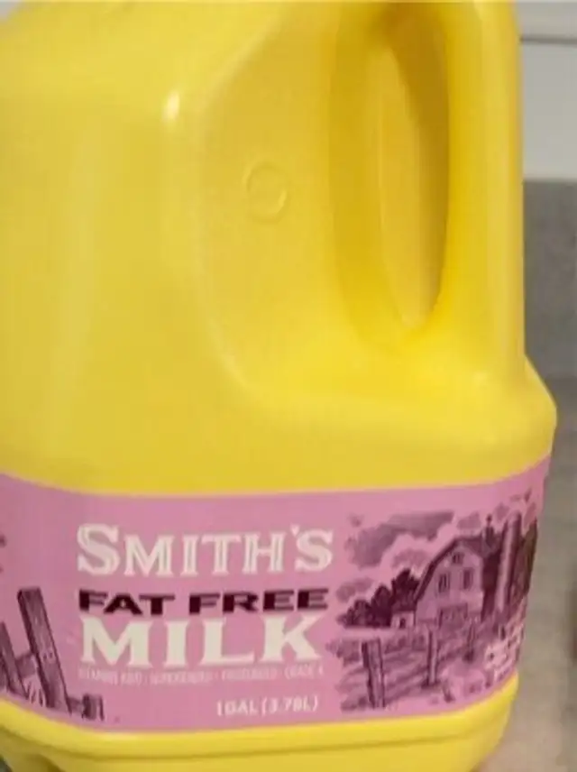 Fat Free Milk front packaging