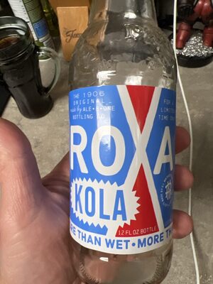 Roxa Cola front packaging