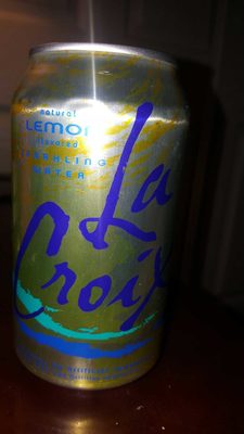 Naturally Essenced Lemon Sparkling Water