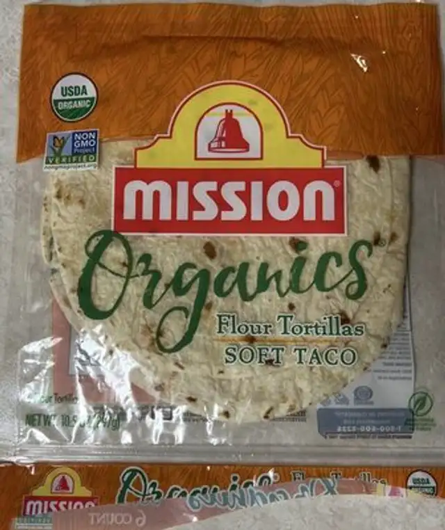 Organic Flour Tortillas Soft Taco front packaging