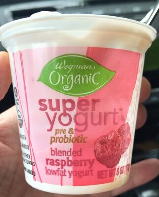 Raspberry Lowfat Super Yogurt front packaging