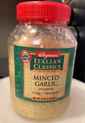 Minced Garlic in Water front packaging