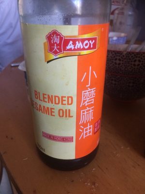 Blended sesame oil front packaging