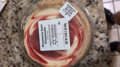 Strawberry Swirl Cheesecake