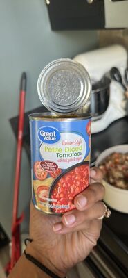 Italian-Style Petite Diced Tomatoes with basil, garlic & oregano