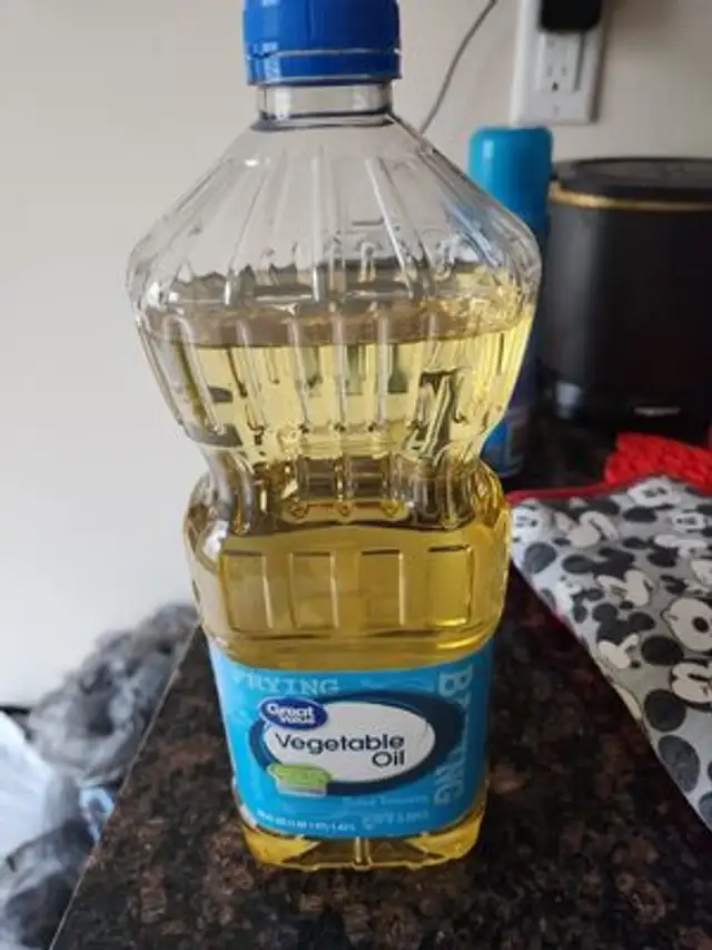 Vegetable Oil front packaging