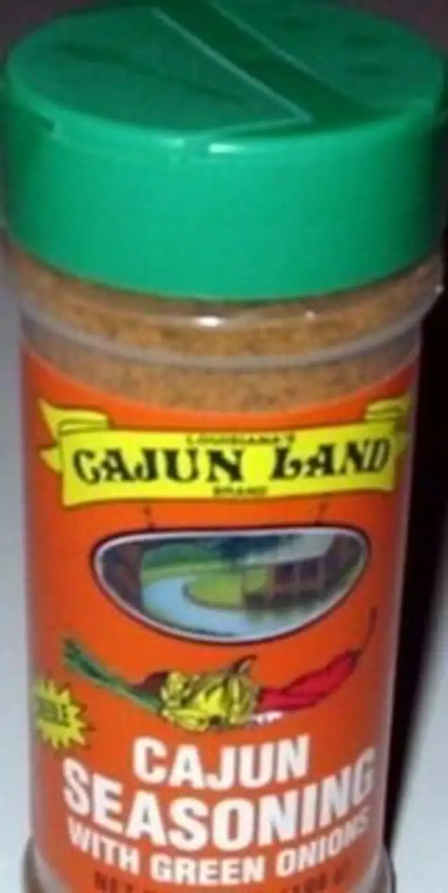 Cajun seasoning with green onions container