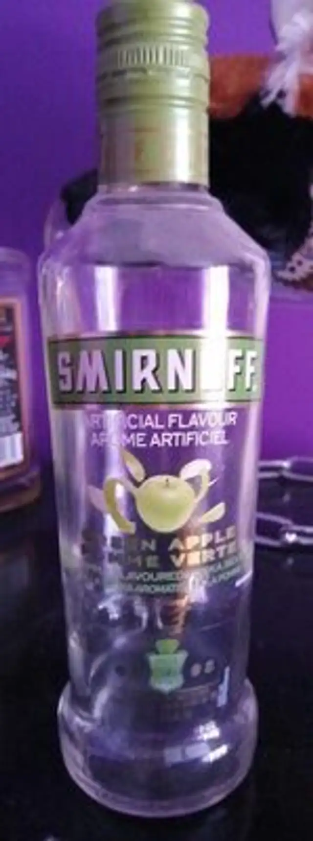 Boisson  à la vodka aromatisée à la pomme verte