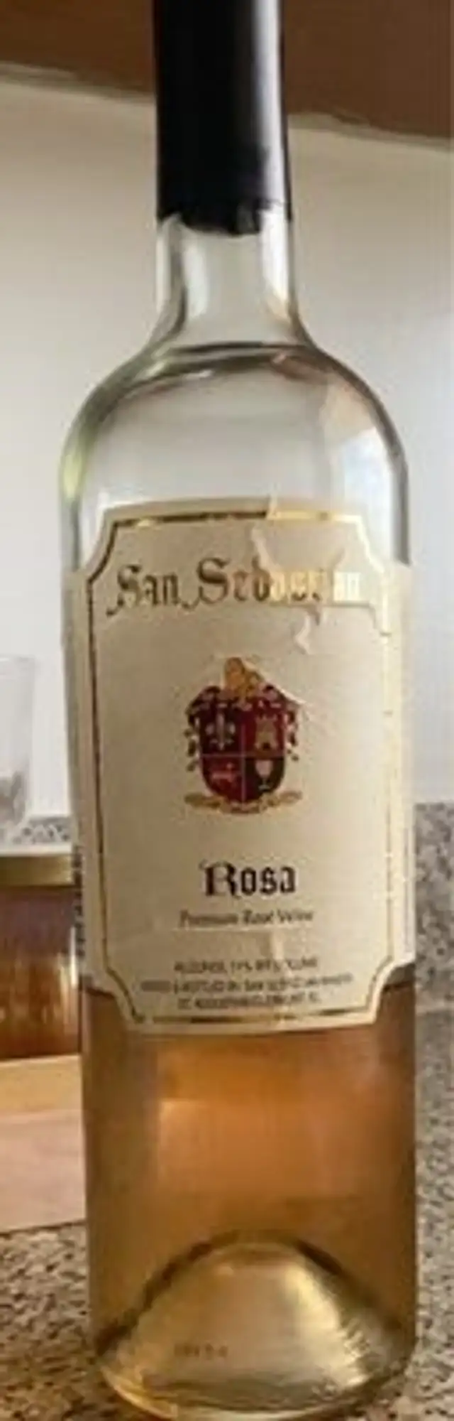 Rosa premium rosé wine