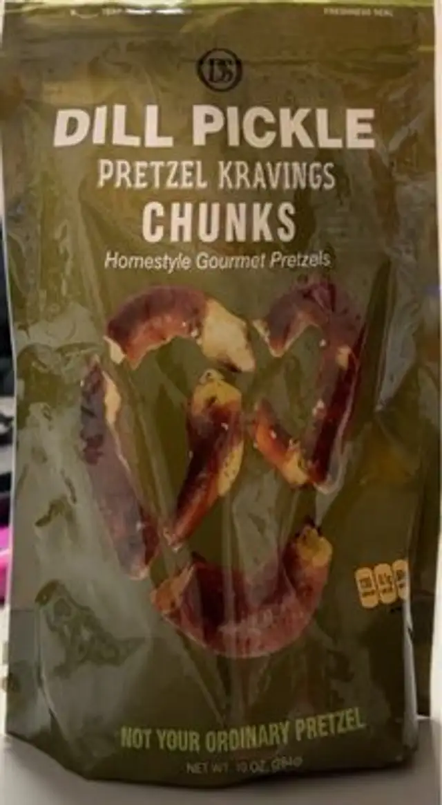 Dill pickle pretzle kravings chunks