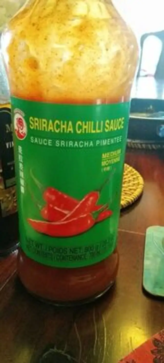 Sriracha chilli sauce