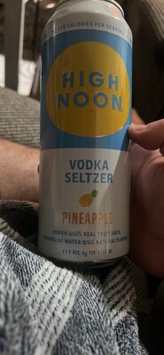 Vodka Seltzer Pineapple