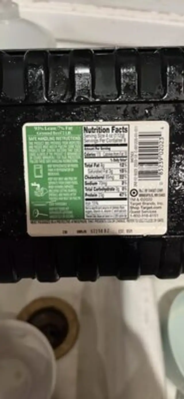 GROUND BEEF nutrition facts table