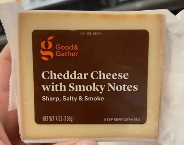 Cheddar cheese with smoky notes
