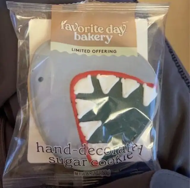 Favorite day bakery sugar cookie