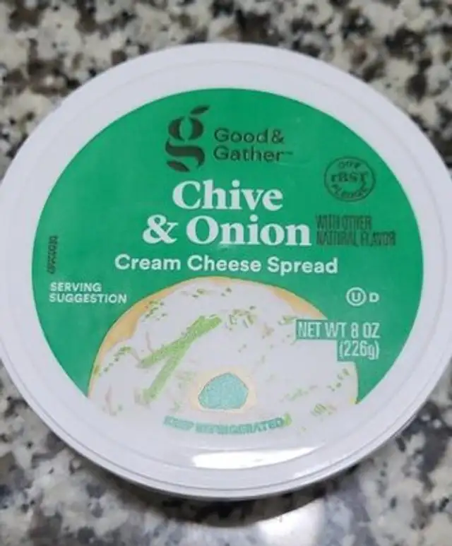Chive and onion cream cheese spread