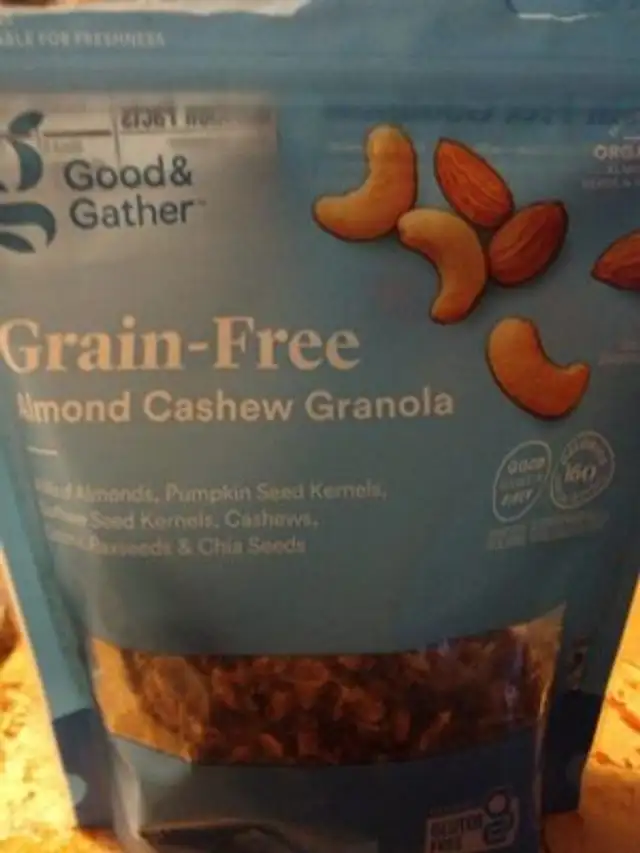 grain-free almond cashew granola