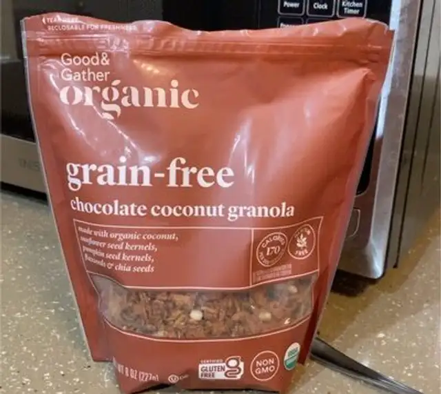 Grain-free chocolate coconut granola