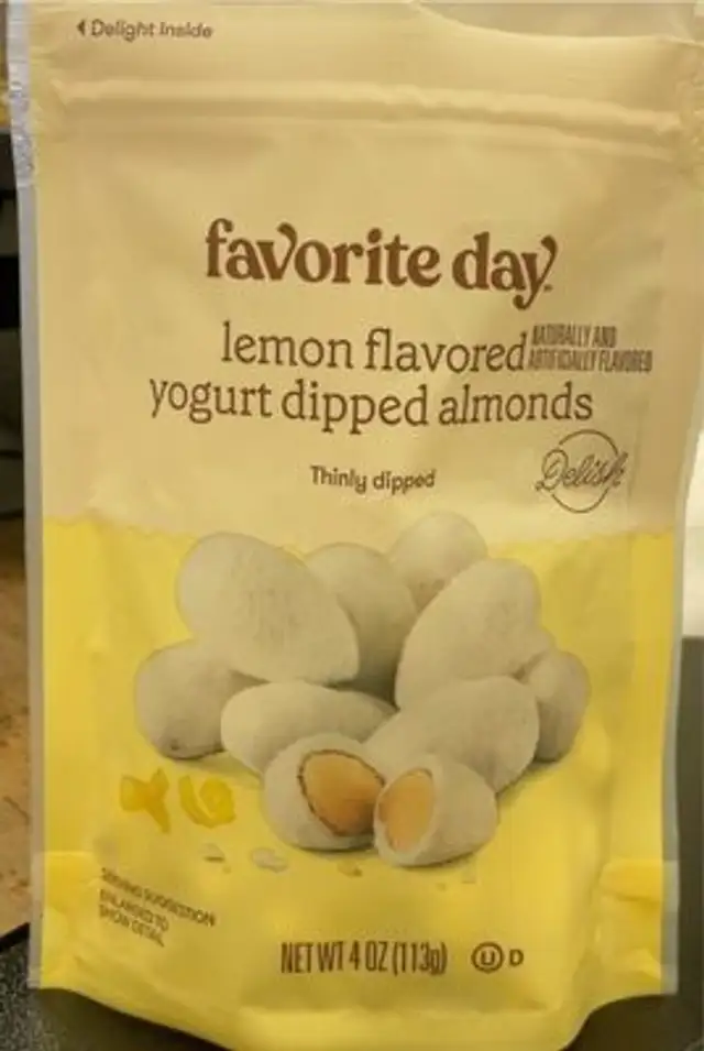 Lemon Flavored Yogurt Dipped Almonds