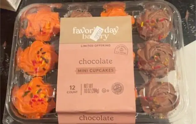 Chocolate mini cupcakes