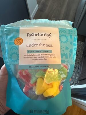 Under The Sea Sour Gummy Candy front packaging
