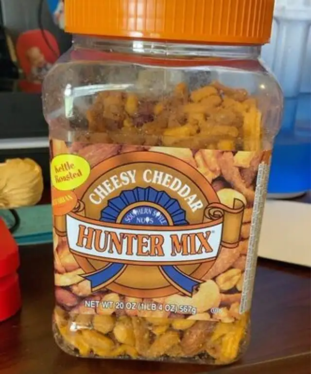 Cheesy cheddar hunter mix