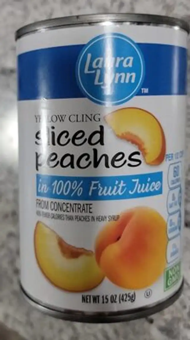 Sliced peaches