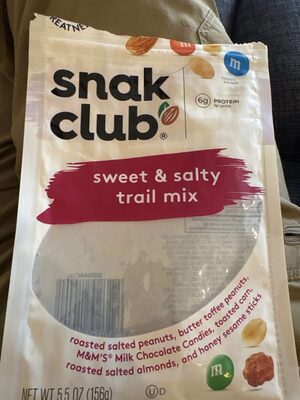 Snake club sweet and salty trail mix
