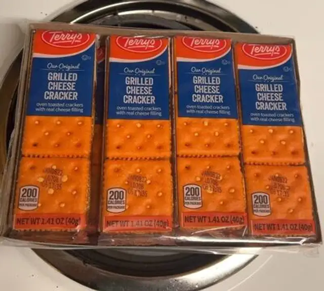 Grilled cheese crackers