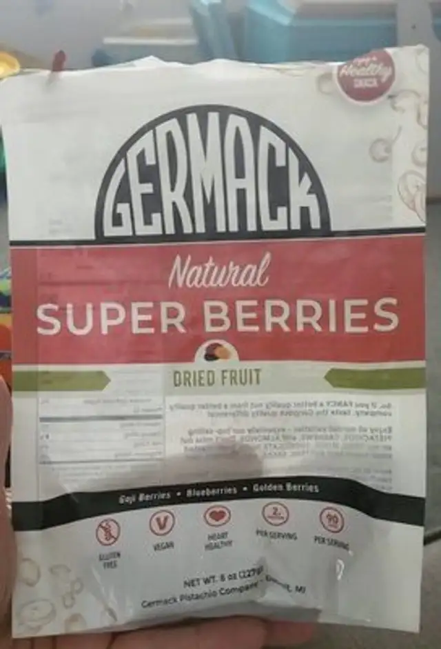 natural super berries dried fruit