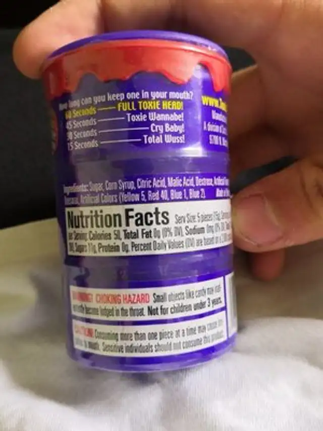 Bonbons Déchets Toxique 48G ingredients label