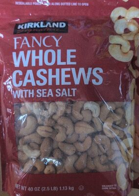 ROASTED WHOLE CASHEWS WITH SEA SALT
