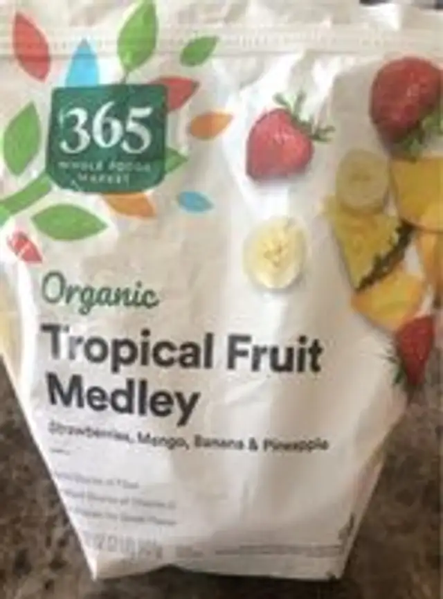 Organic tropical fruit medley