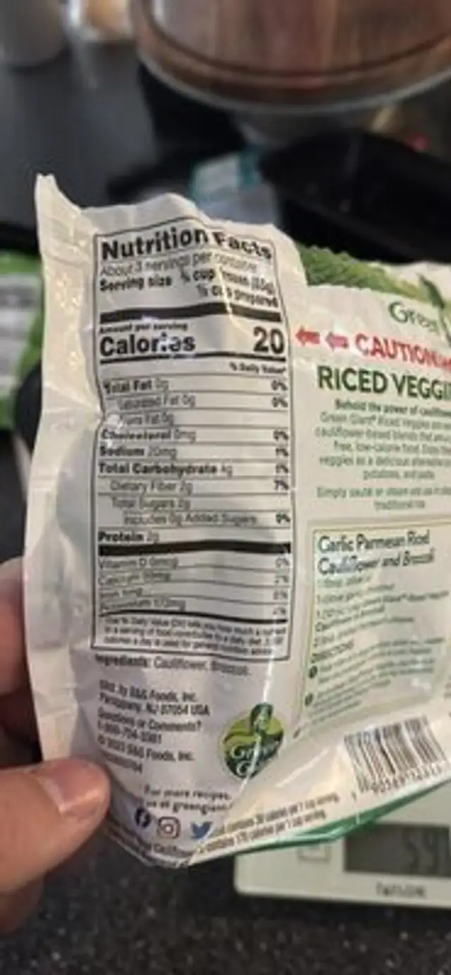 Riced Veggies Cauliflower & Broccoli nutrition facts table