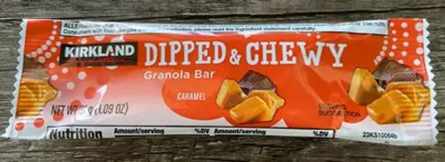 Kirkland Signature Dipped & Chewy Granola Bar Caramel front packaging