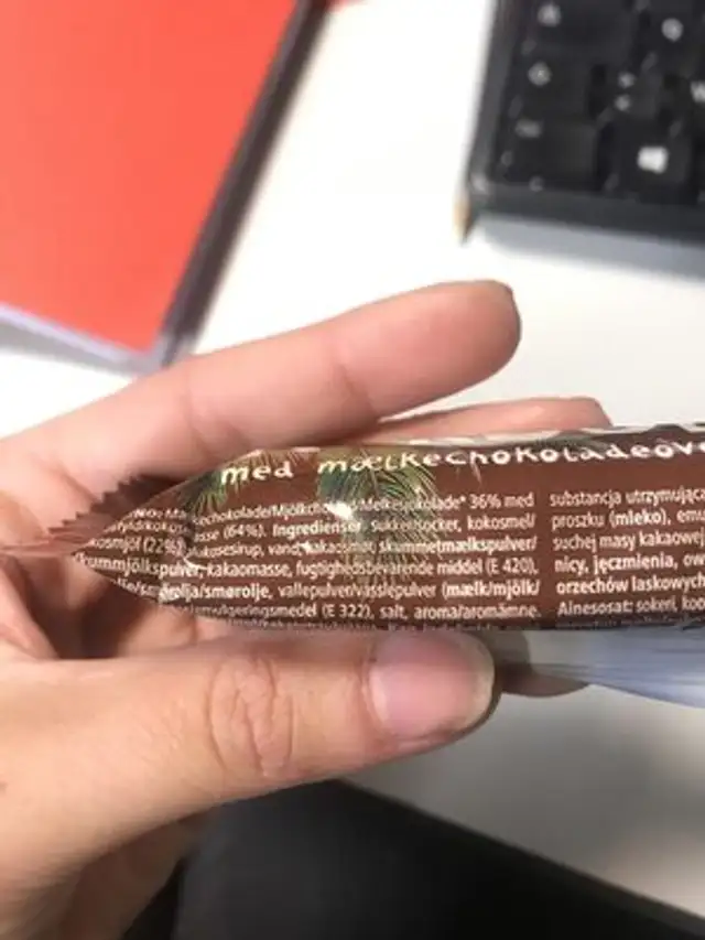 Coconut bar ingredients label