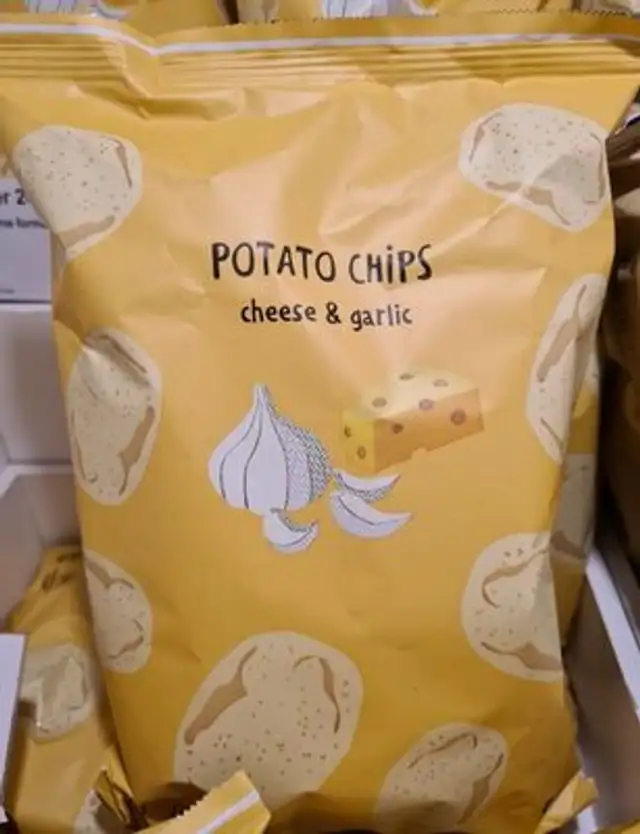 Potato Chips - Cheese & Garlic