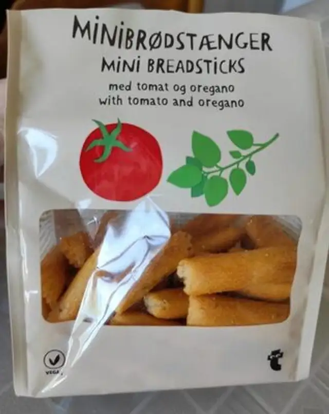 Minibrødstænger with tomato and oregano