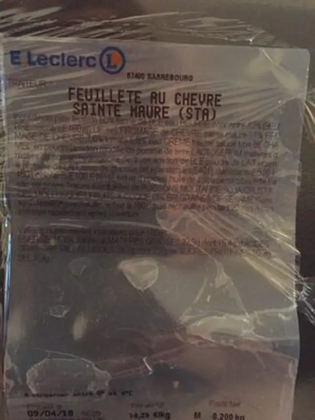 Feuillete au chevre sainte maure ingredients label