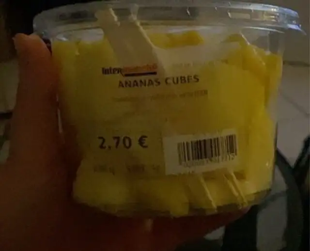 Ananas cubes