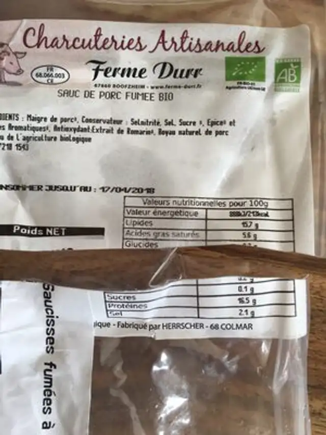 Saucisses fumées a cuire ingredients label
