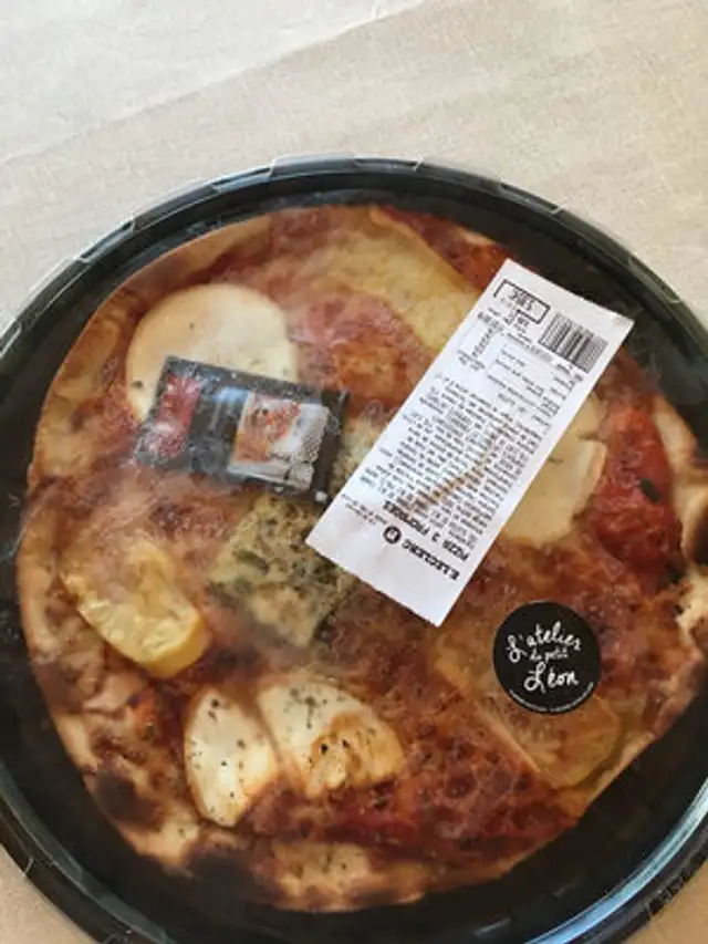 Pizza 3 fromages front packaging