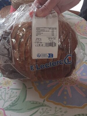 Pain de campagne tranché