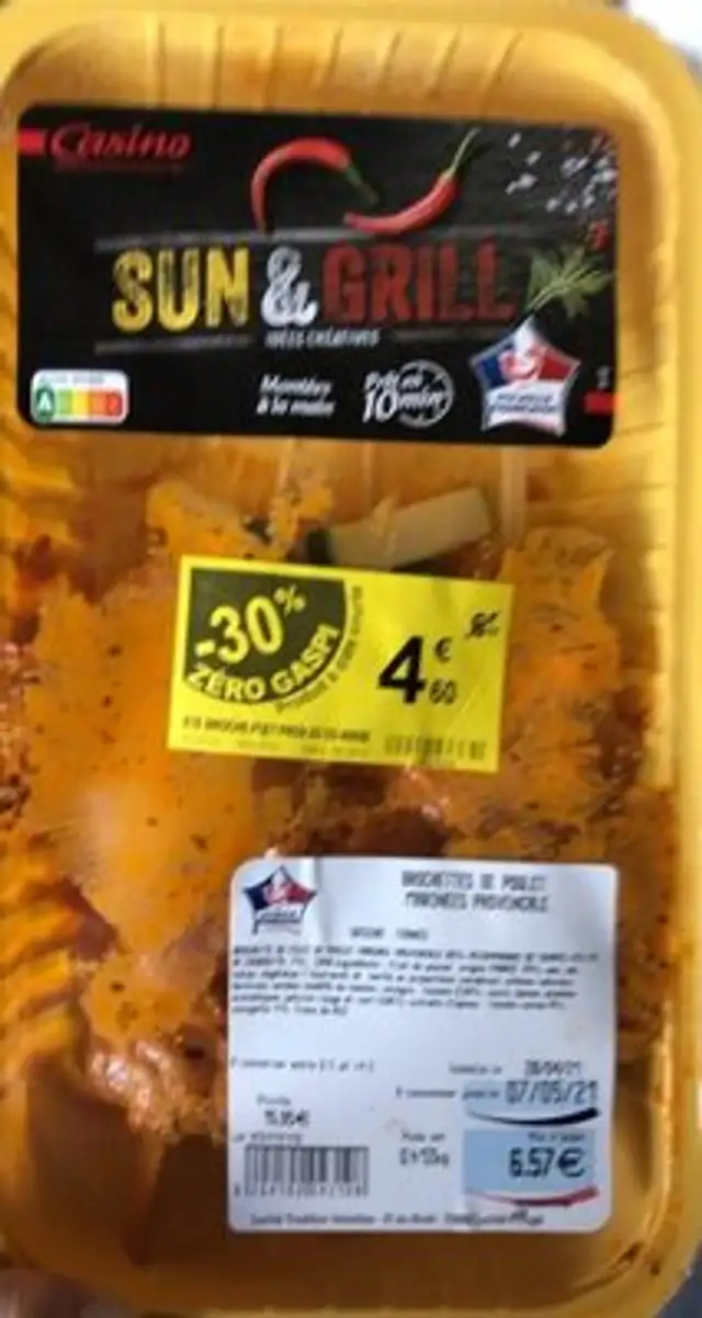 Brochette de poulet marinees provencale