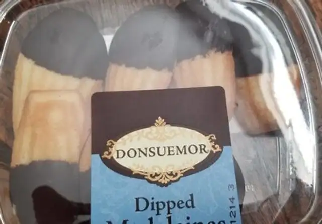 Dipped madeleines