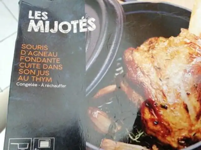 Souris d'agneau fondante cuite dans son jus au thym